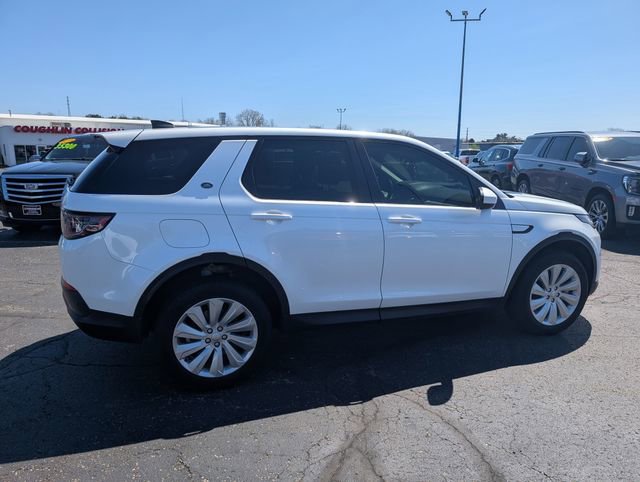 Used 2023 Land Rover Discovery Sport SE image 8