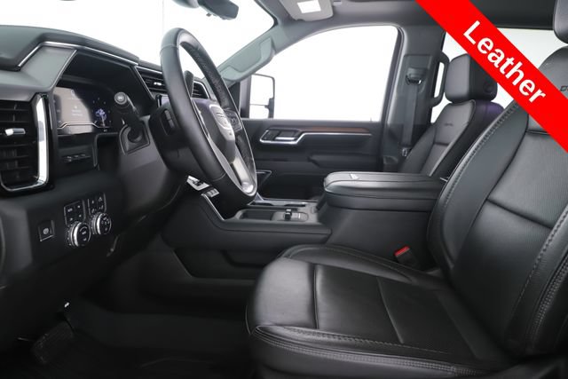 Used 2024 GMC Sierra 2500 Denali w/ Denali Reserve Package AWD/4WD image 17