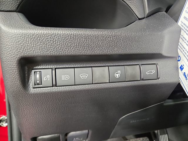 Used 2025 Toyota RAV4 XLE Premium image 28
