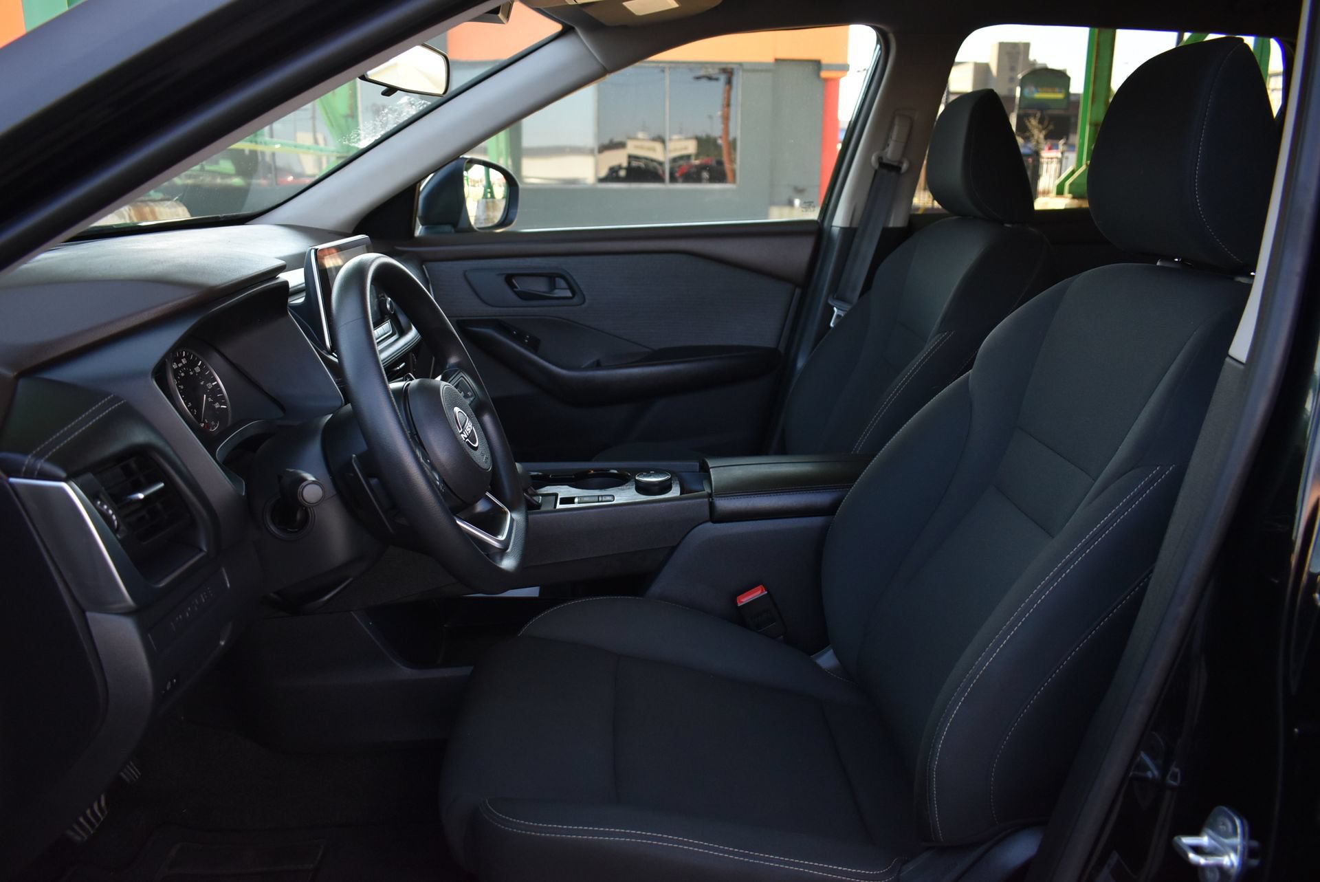 Used 2023 Nissan Rogue S AWD/4WD image 14