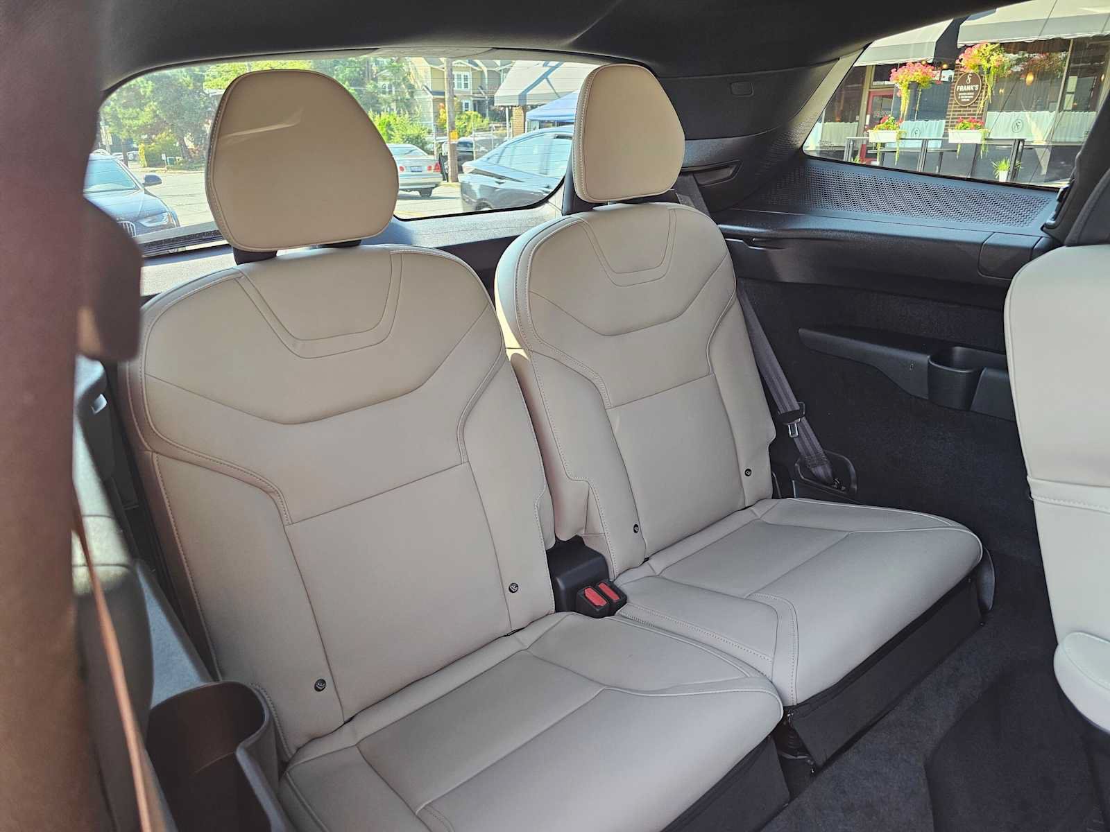 New 2026 Volvo EX90 Plus AWD/4WD image 15