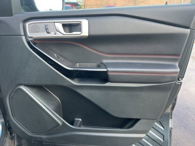 Used 2024 Ford Explorer ST-Line w/ Class IV Trailer Tow Package image 10