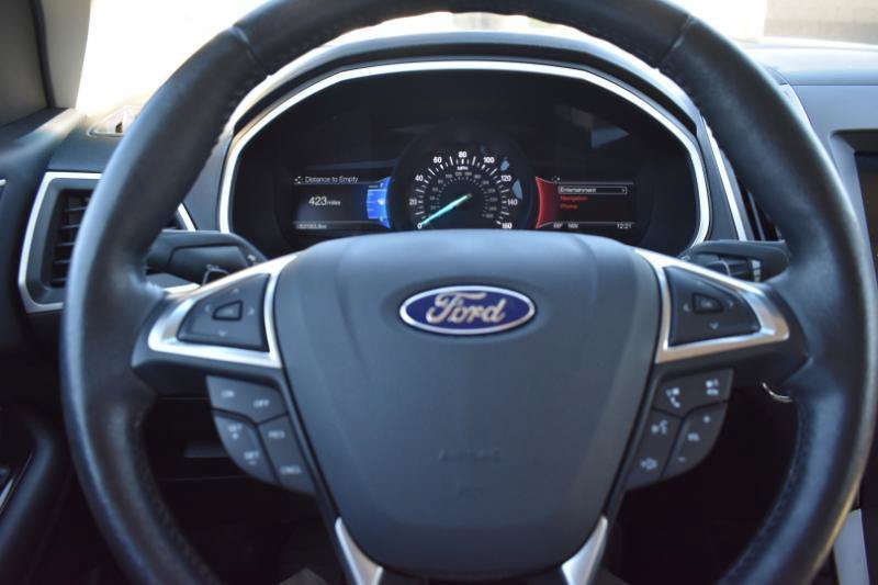 Used 2017 Ford Edge SEL w/ Equipment Group 201A AWD/4WD image 21