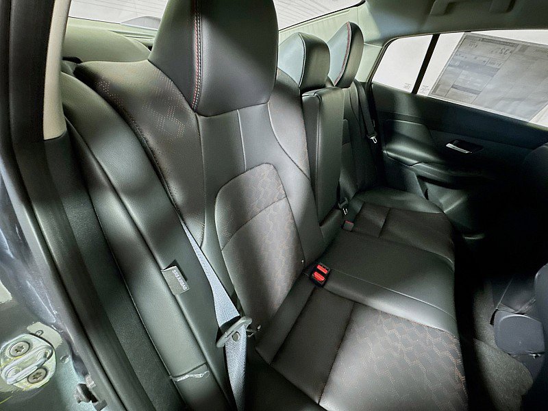 New 2026 Nissan Sentra SR w/ SR Premium Package FWD image 27