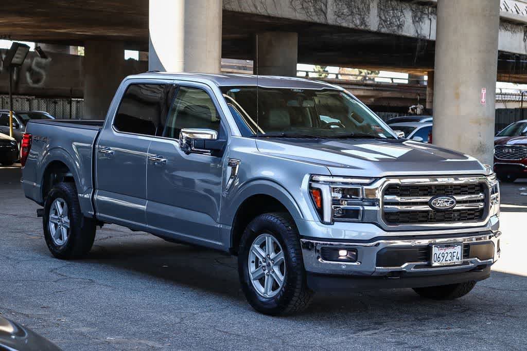 Used 2025 Ford F150 Lariat AWD/4WD image 3