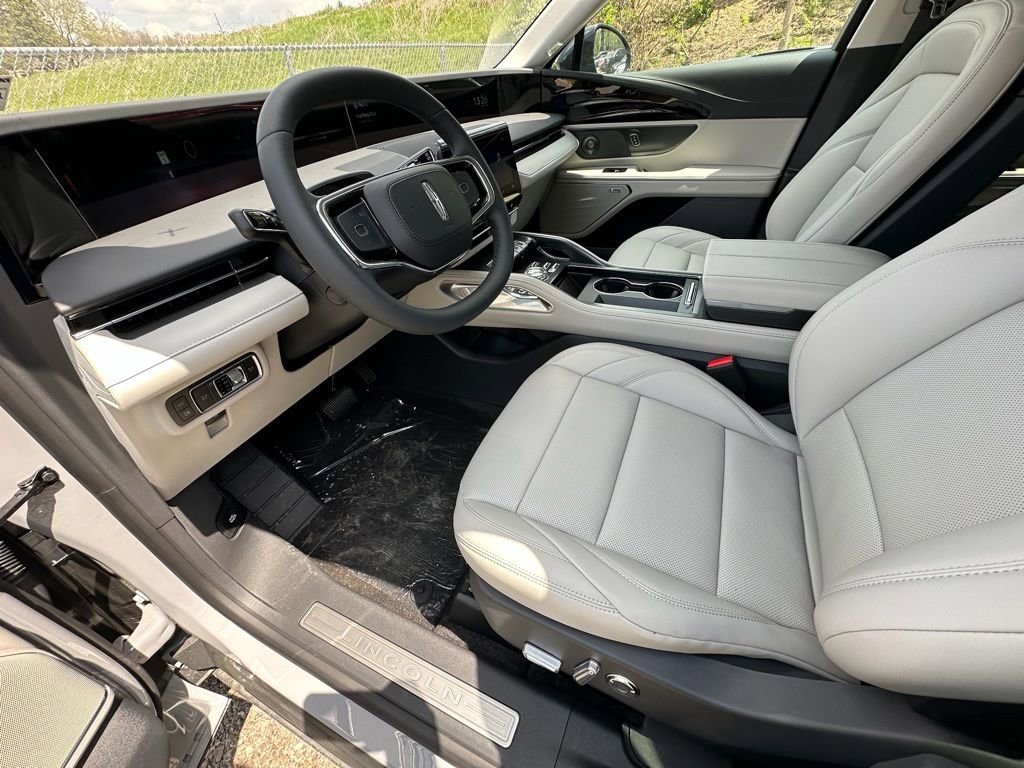 New 2026 Lincoln Nautilus Premier w/ Equipment Group 102A AWD/4WD image 16