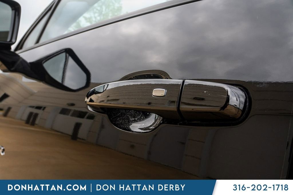 Used 2025 Chevrolet Blazer LT FWD image 35