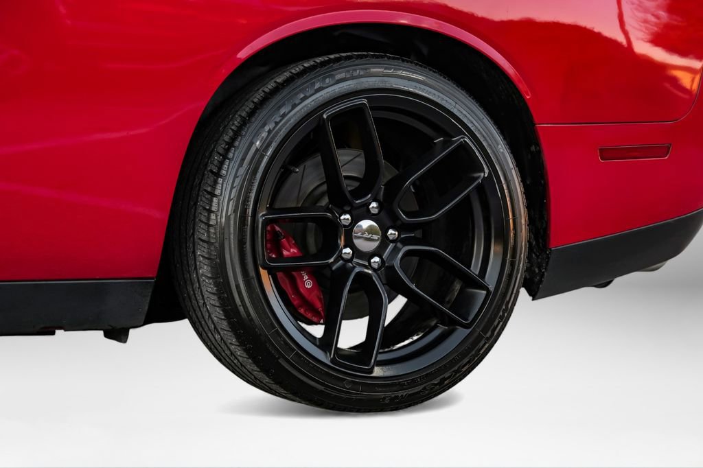Used 2015 Dodge Challenger SRT w/ Technology Group image 63