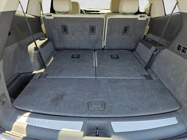 Used 2020 Cadillac XT6 Premium Luxury AWD/4WD image 6