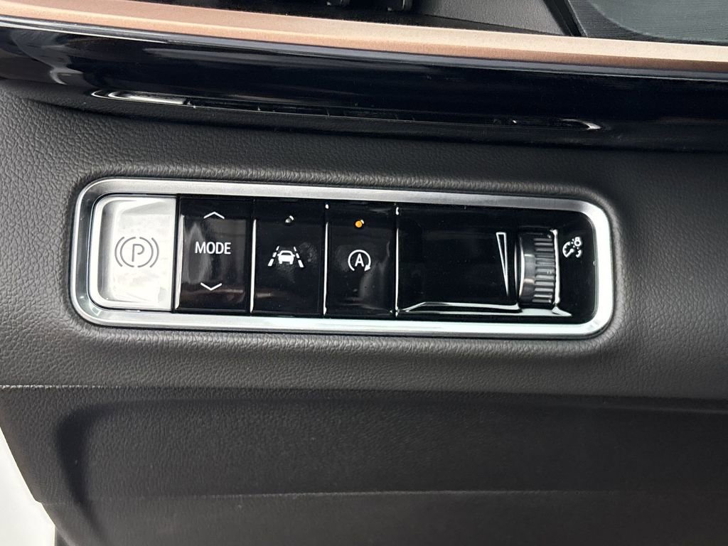 New 2026 Buick Envision Sport Touring image 18