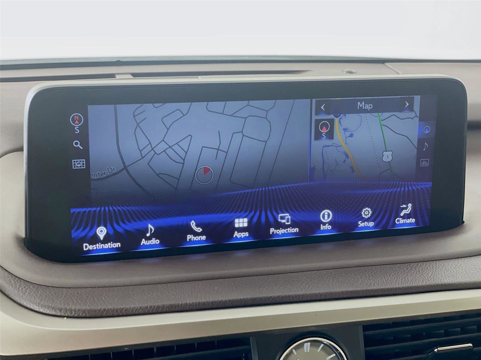 Used 2020 Lexus RX 350L FWD w/ Premium Package image 19