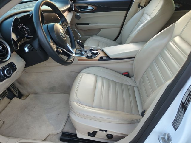 Used 2019 Alfa Romeo Giulia Ti w/ Quick Order Package 22Z Lusso image 12