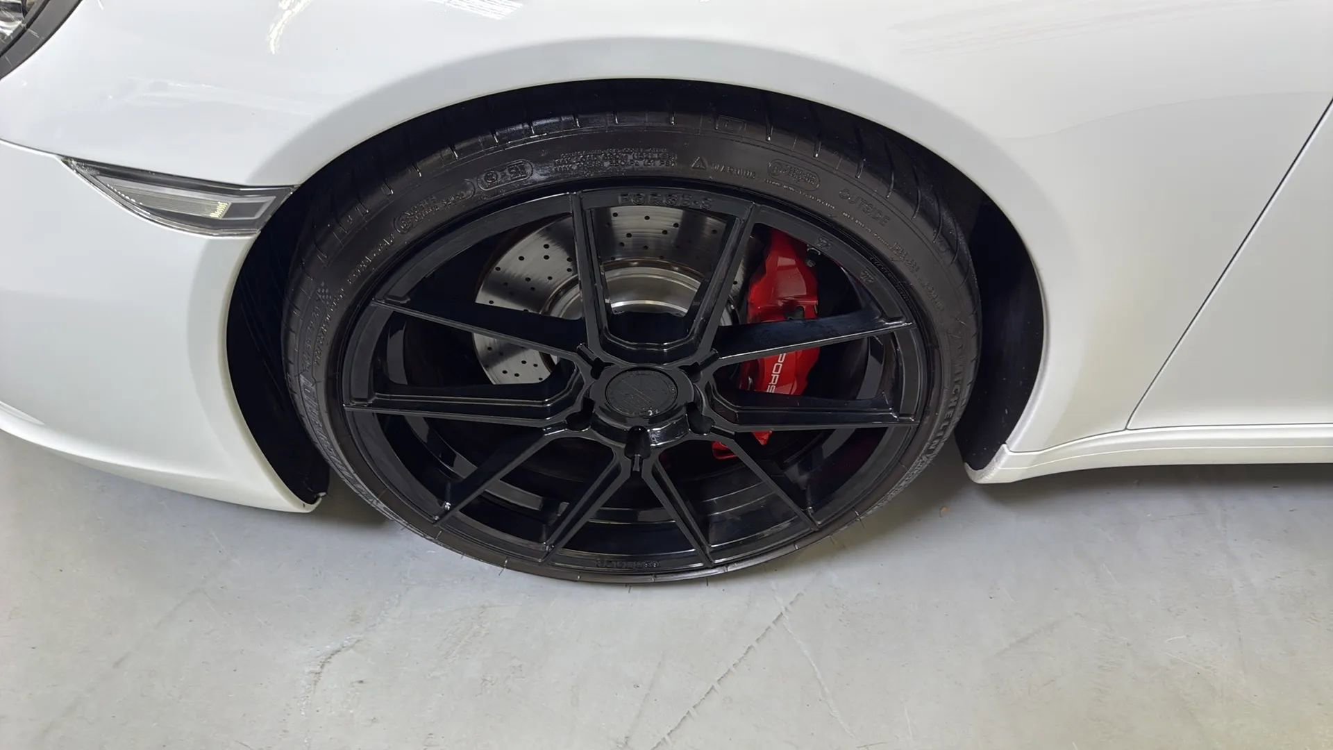 Used 2017 Porsche 911 Carrera S image 25