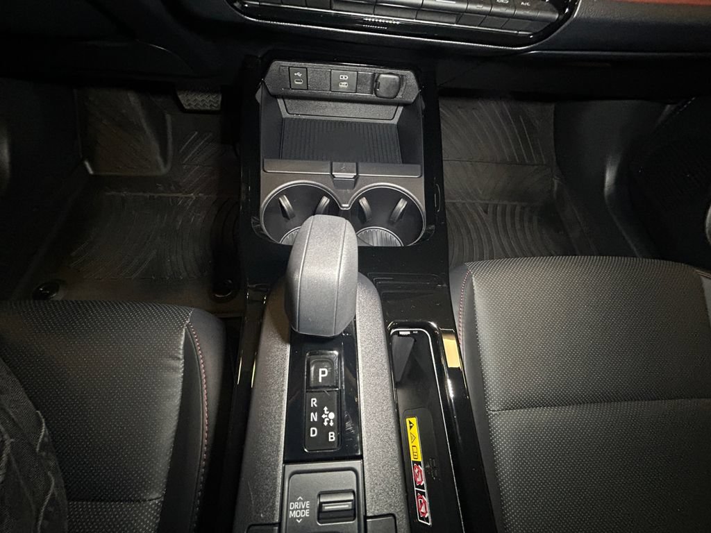 Used 2023 Toyota Prius Prime FWD image 11