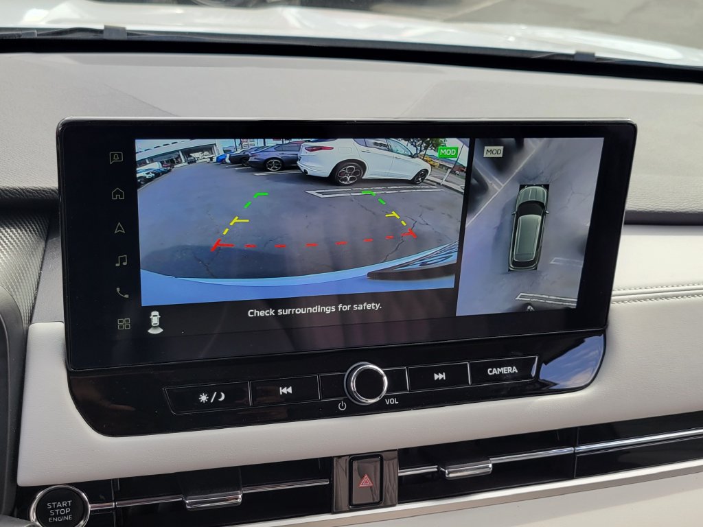Used 2025 Mitsubishi Outlander AWD image 10
