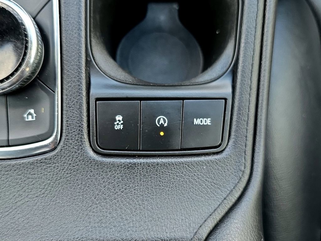 Used 2022 Cadillac XT4 Premium Luxury w/ Safety Alert Package image 3