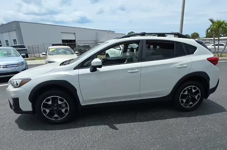 Used 2020 Subaru Crosstrek 2.0i Premium w/ Moonroof Package 1 AWD/4WD image 9