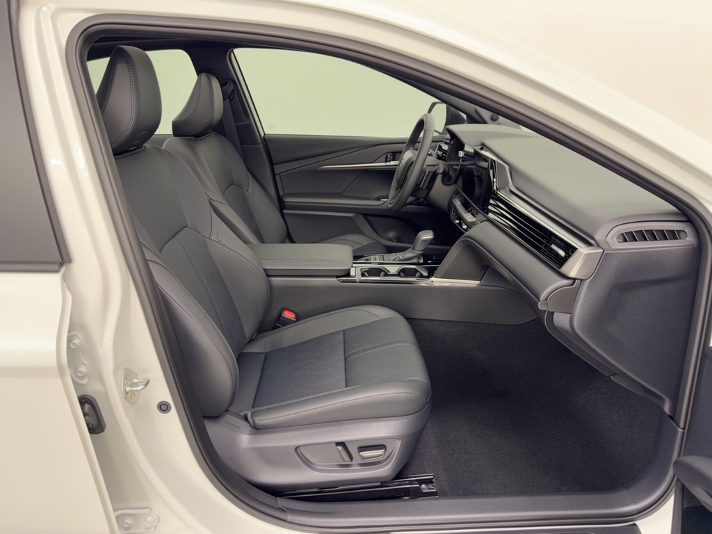 Used 2026 Toyota Camry XSE w/ Premium Package FWD image 30