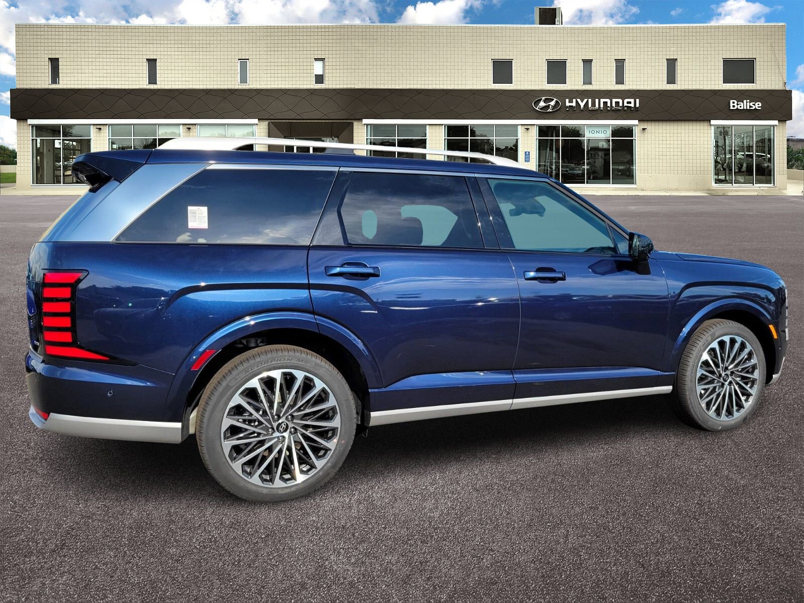 New 2026 Hyundai Palisade Calligraphy image 3