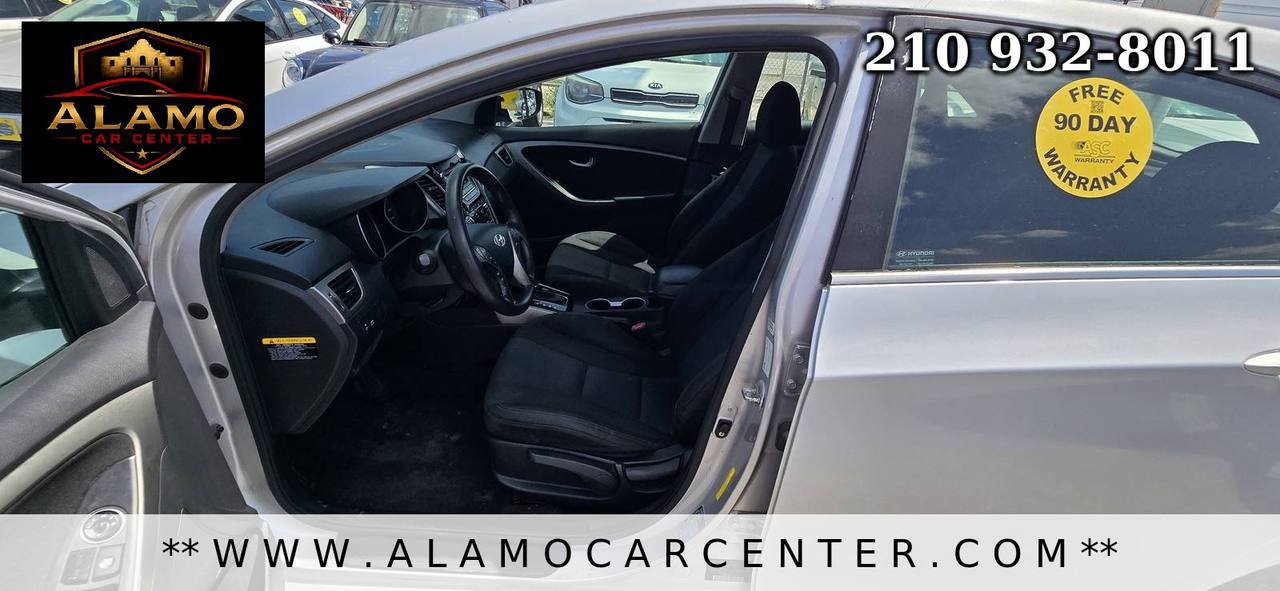 Used 2016 Hyundai Elantra GT FWD image 30