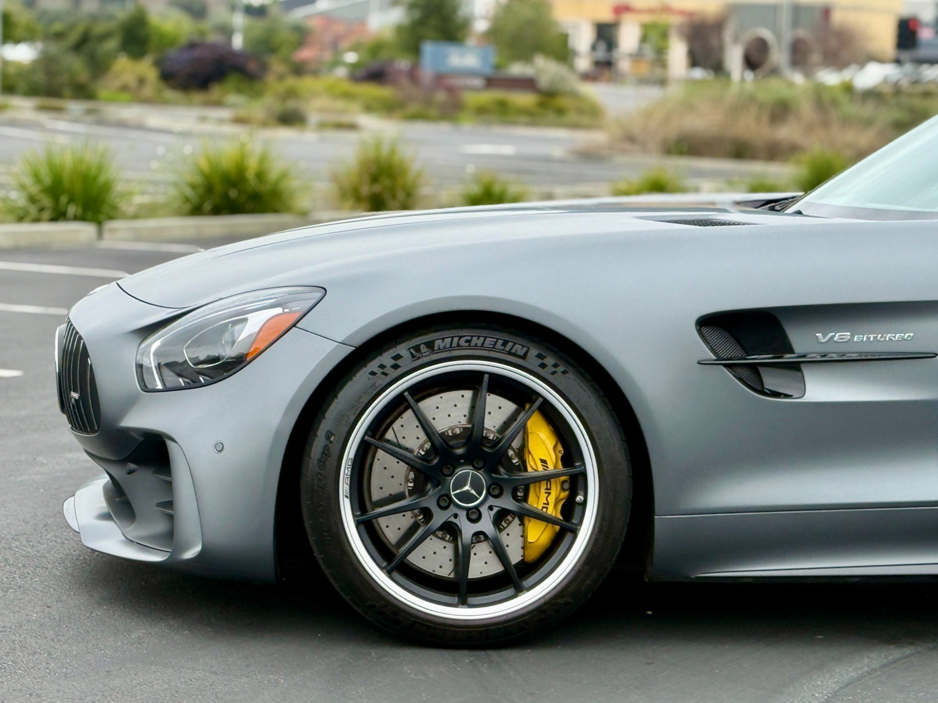 Used 2018 Mercedes-Benz AMG GT R image 22