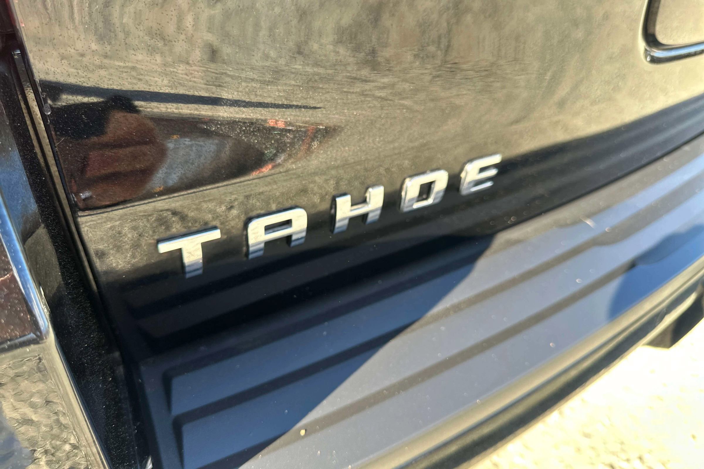 Used 2018 Chevrolet Tahoe LT w/ Luxury Package image 13