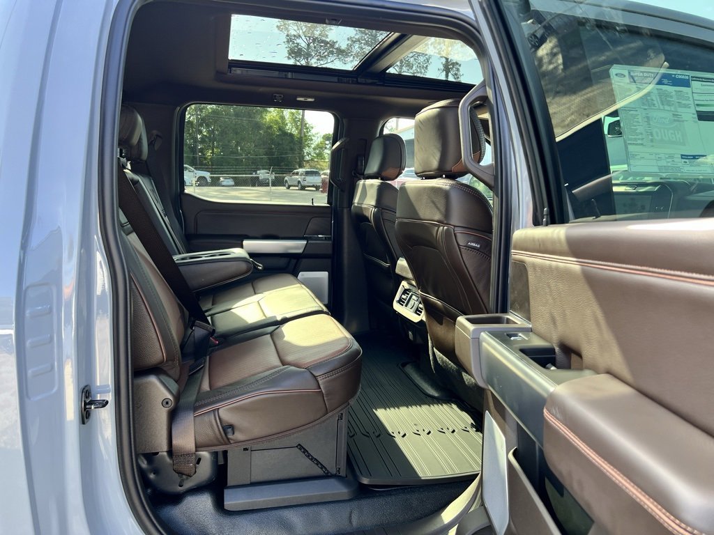 New 2025 Ford F250 King Ranch w/ Chrome Package image 18