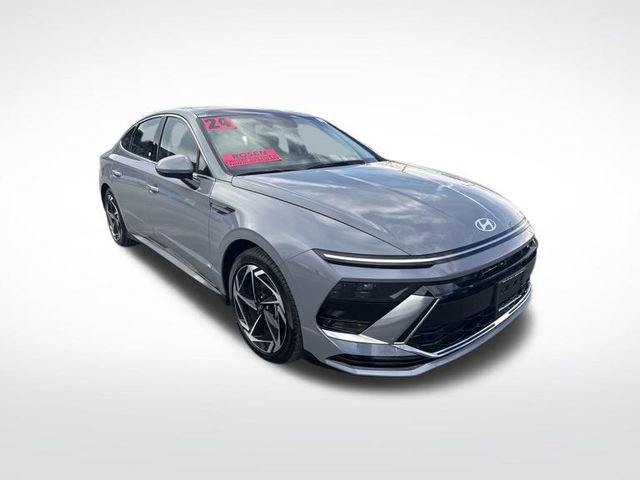 Certified 2024 Hyundai Sonata SEL w/ Convenience Package image 7