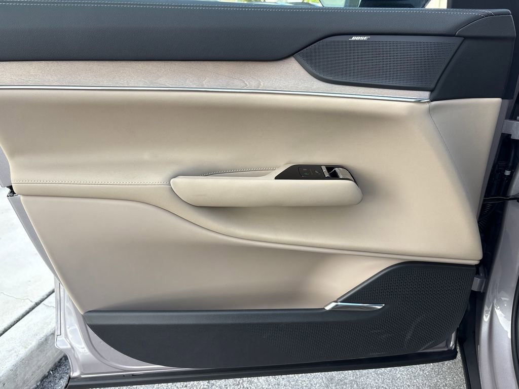 New 2026 Volvo EX90 Plus image 7