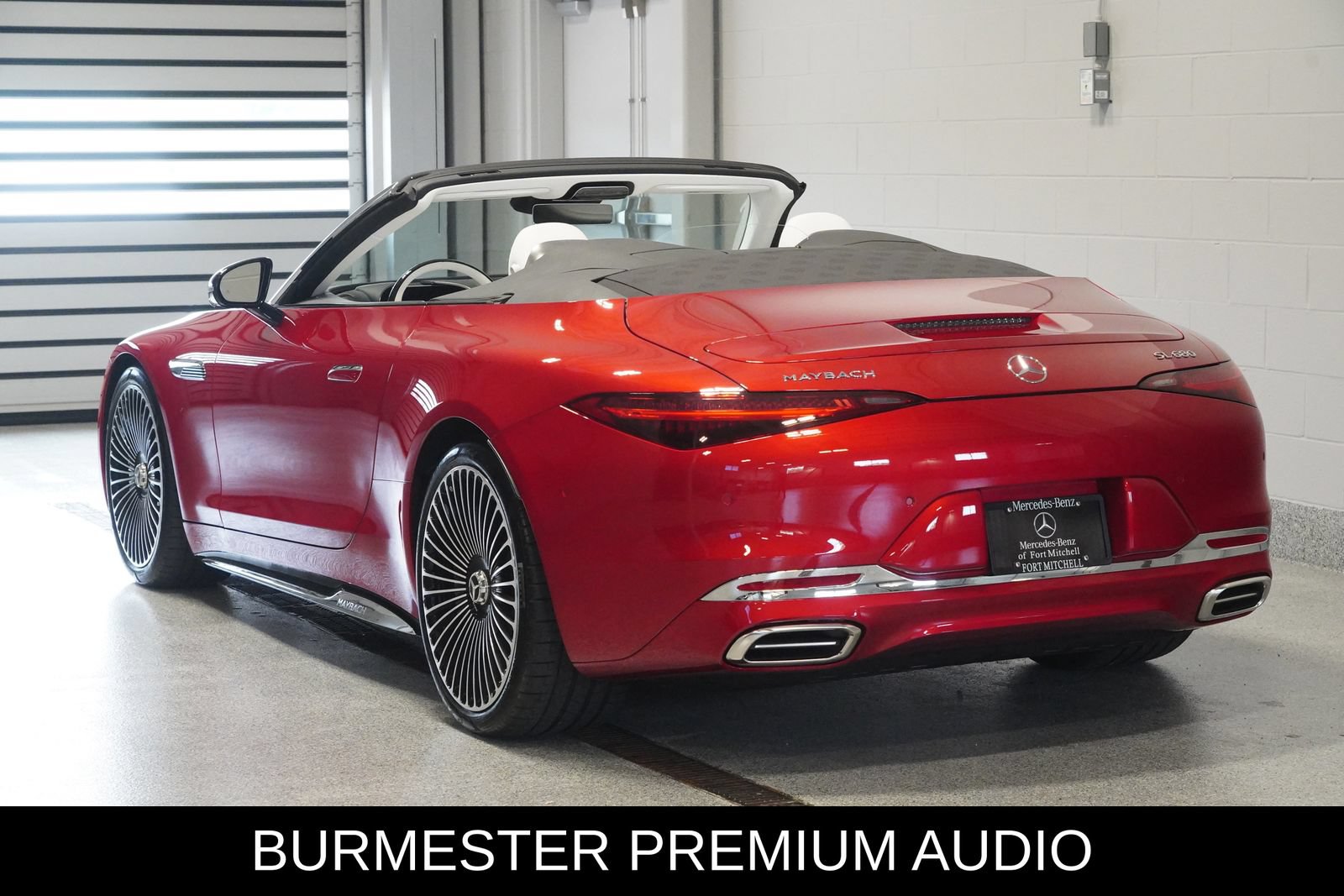 Certified 2026 Mercedes-Benz Maybach SL 680 image 4