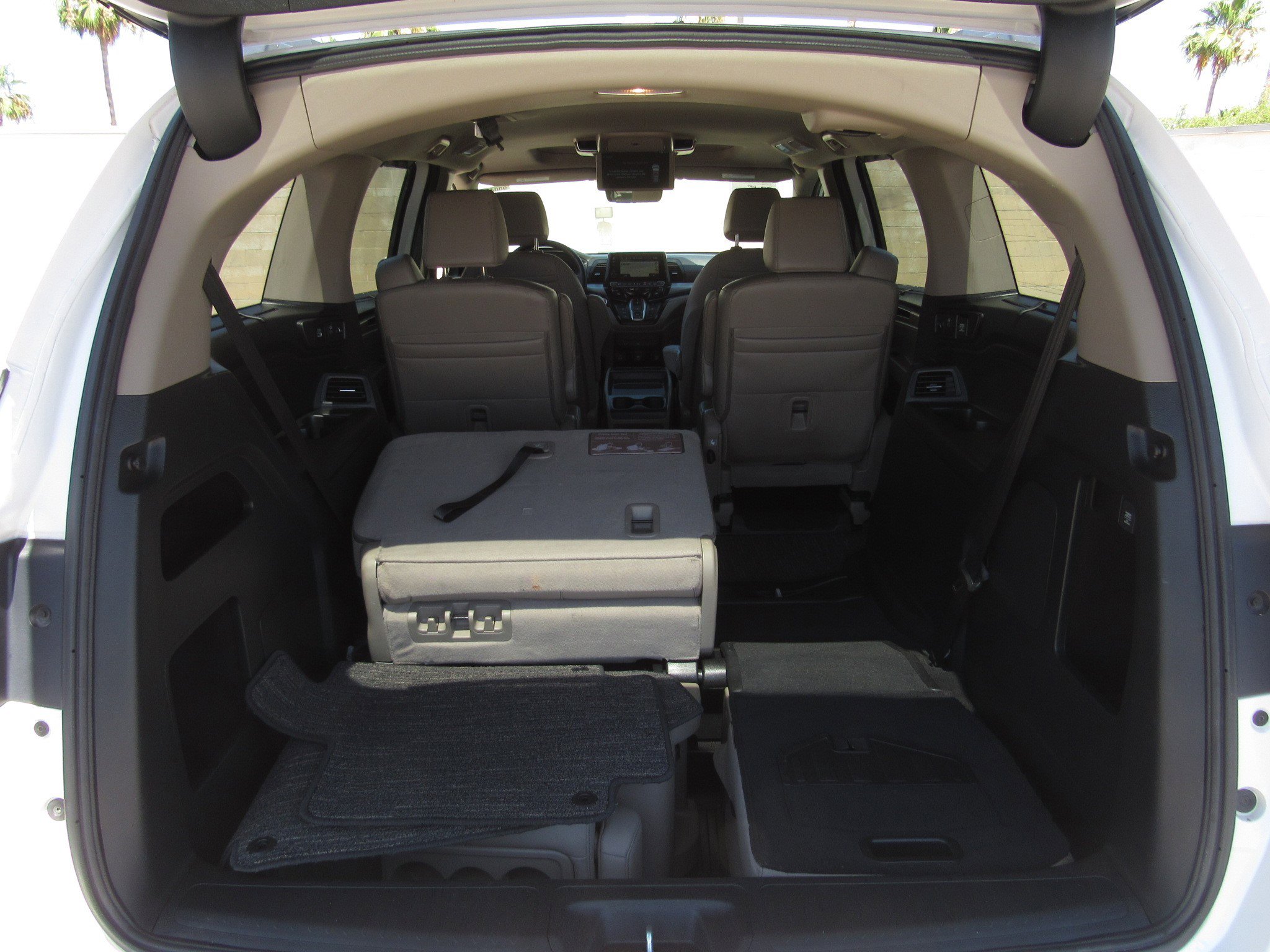 Used 2023 Honda Odyssey Touring image 13
