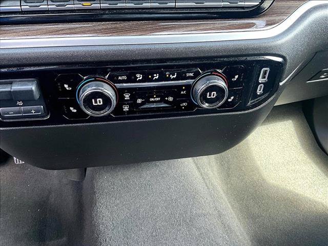 Used 2025 Chevrolet Silverado 1500 LT RWD image 24