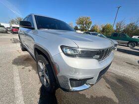 Used 2021 Jeep Grand Cherokee L Limited AWD/4WD image 18