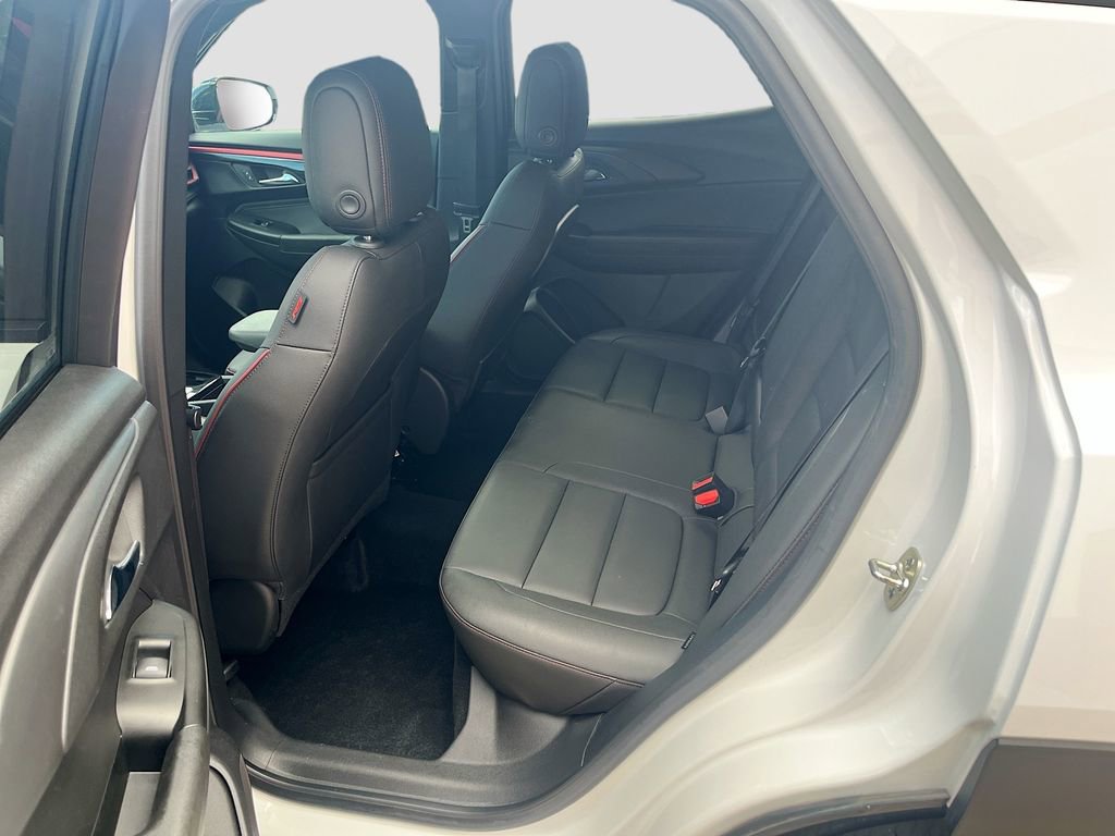 Used 2024 Chevrolet TrailBlazer RS w/ Driver Confidence Package image 24