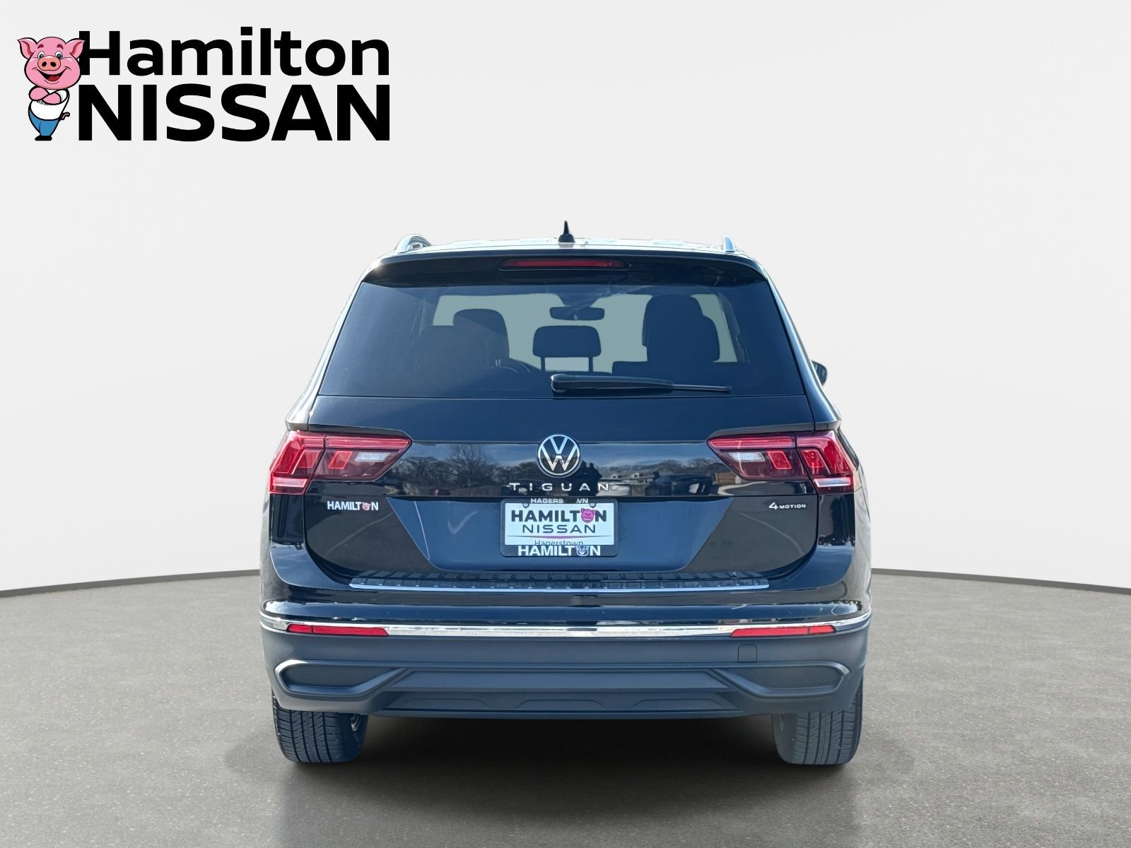 Used 2024 Volkswagen Tiguan SE image 3