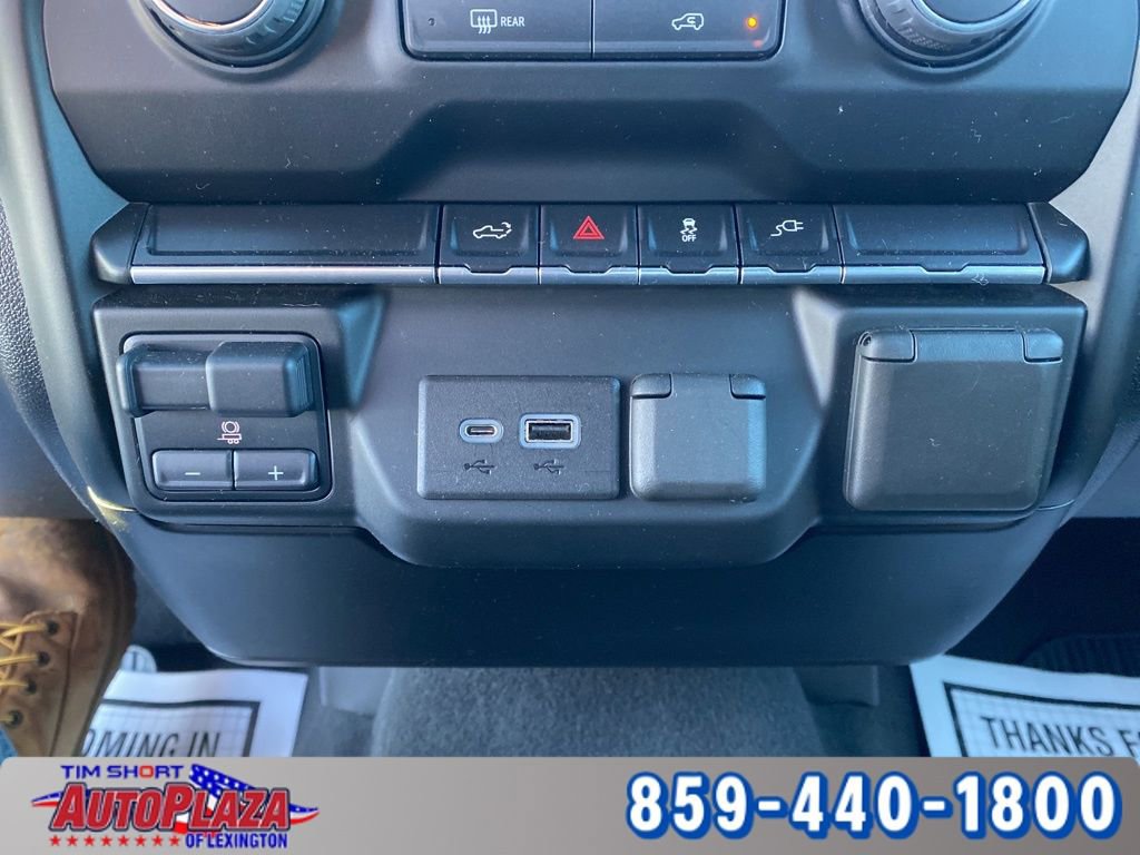 Used 2022 Chevrolet Silverado 2500 Custom w/ Custom Value Package image 44