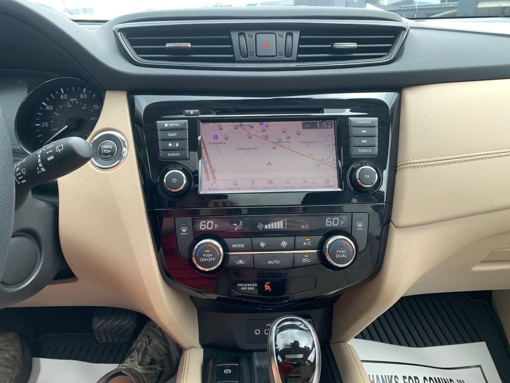 Used 2020 Nissan Rogue SL w/ Premium Package FWD image 14