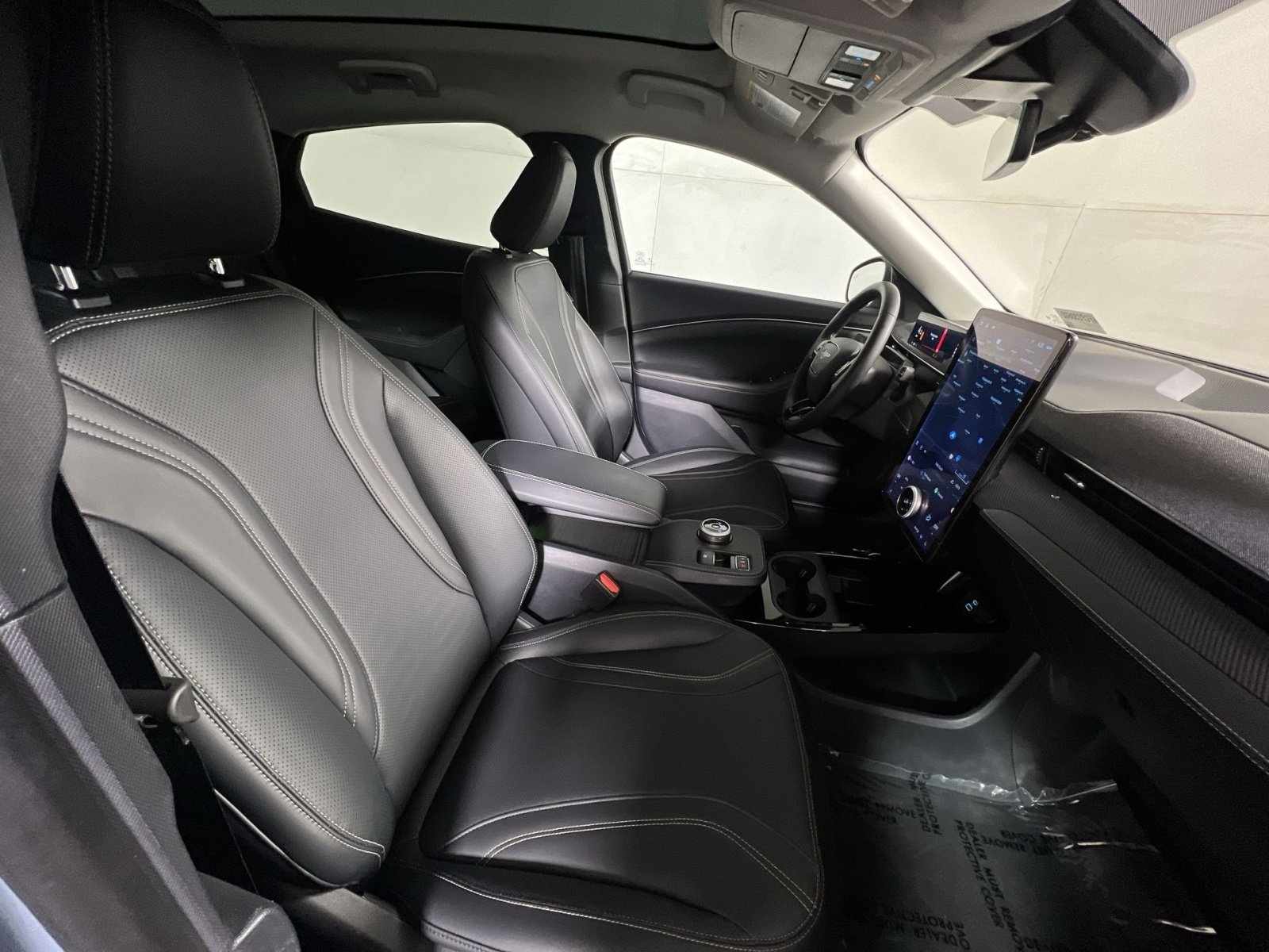 Used 2023 Ford Mustang Mach-E Premium image 27