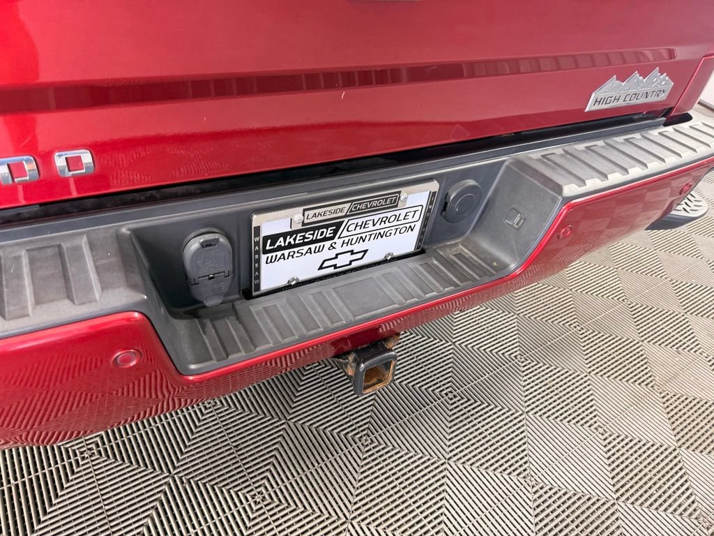 Used 2018 Chevrolet Silverado 1500 High Country w/ LPO, Protection Package AWD/4WD image 12