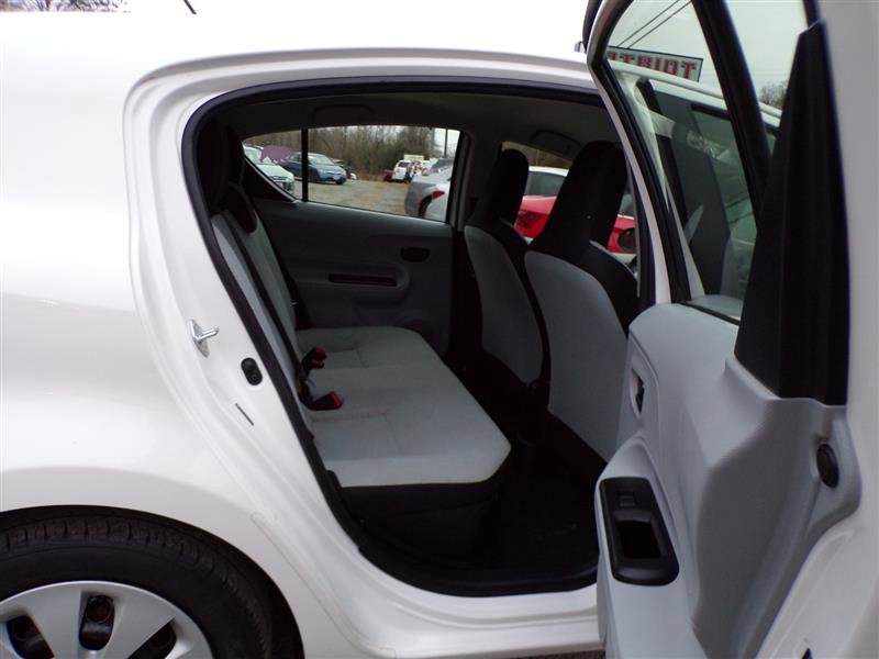 Used 2014 Toyota Prius C One image 22