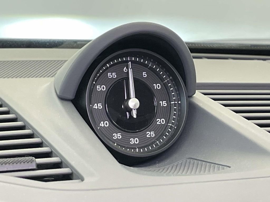 Certified 2024 Porsche 911 Carrera 4S AWD/4WD image 26