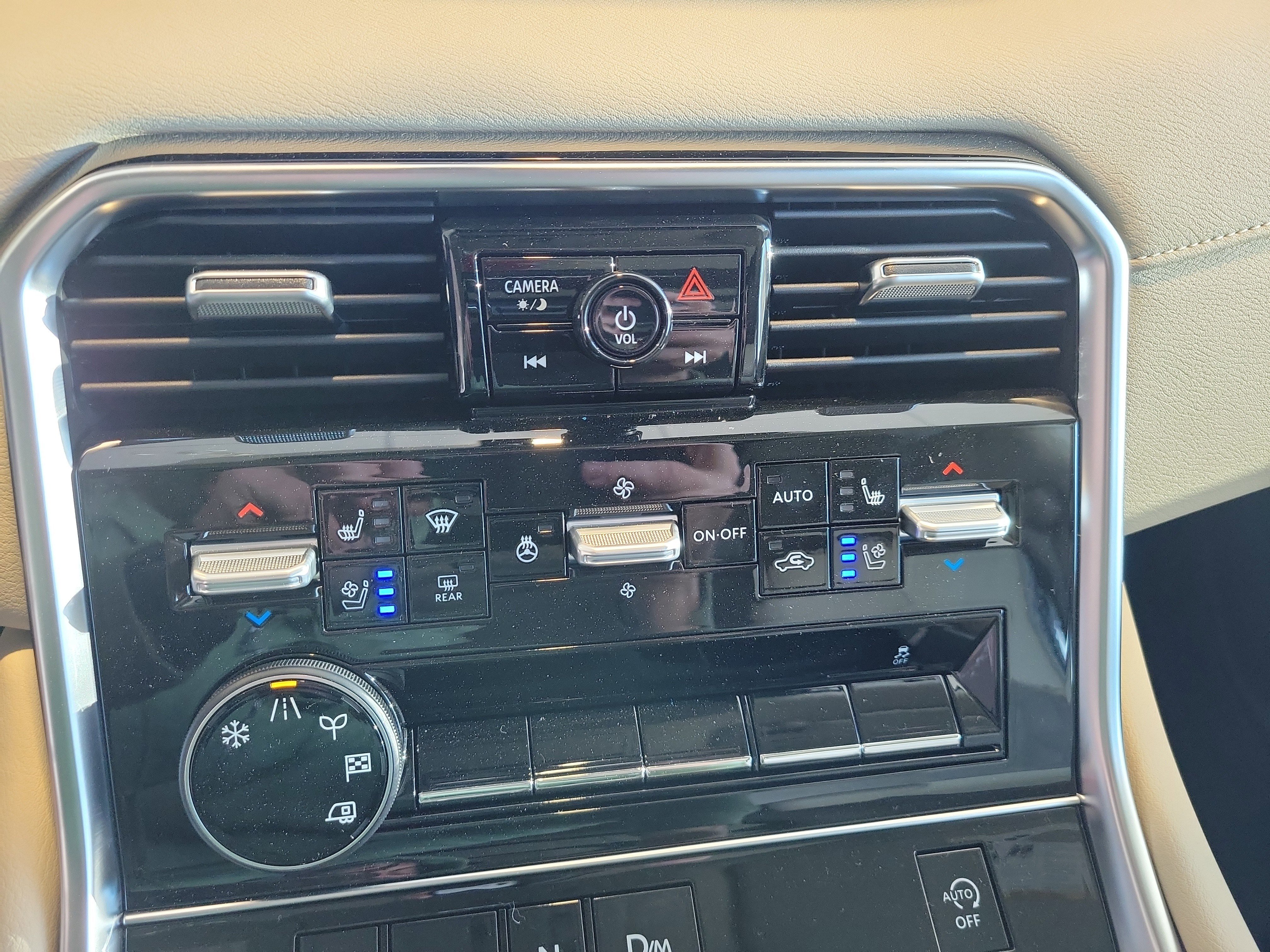 New 2026 Nissan Armada Platinum RWD image 14
