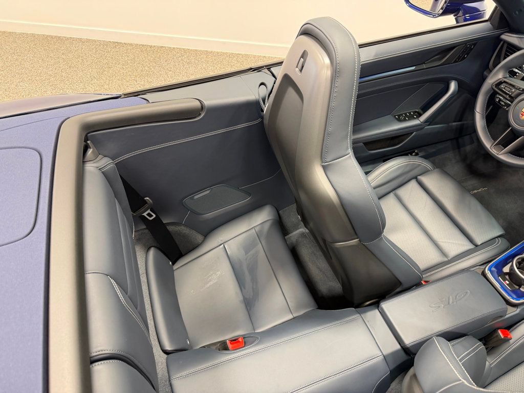Used 2025 Porsche 911 GTS image 12