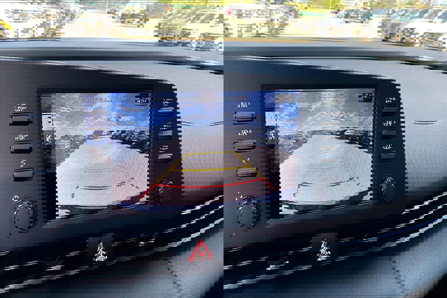 Certified 2025 Hyundai Elantra Sport image 42