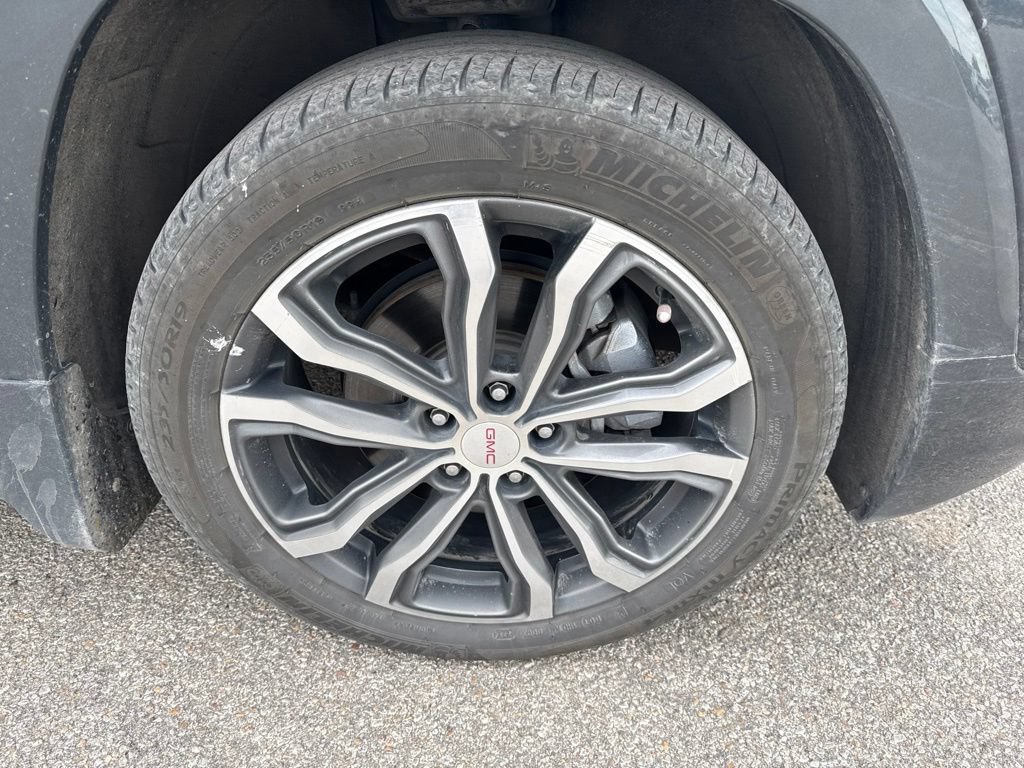 Used 2020 GMC Terrain Denali w/ Denali Premium Package AWD/4WD image 6