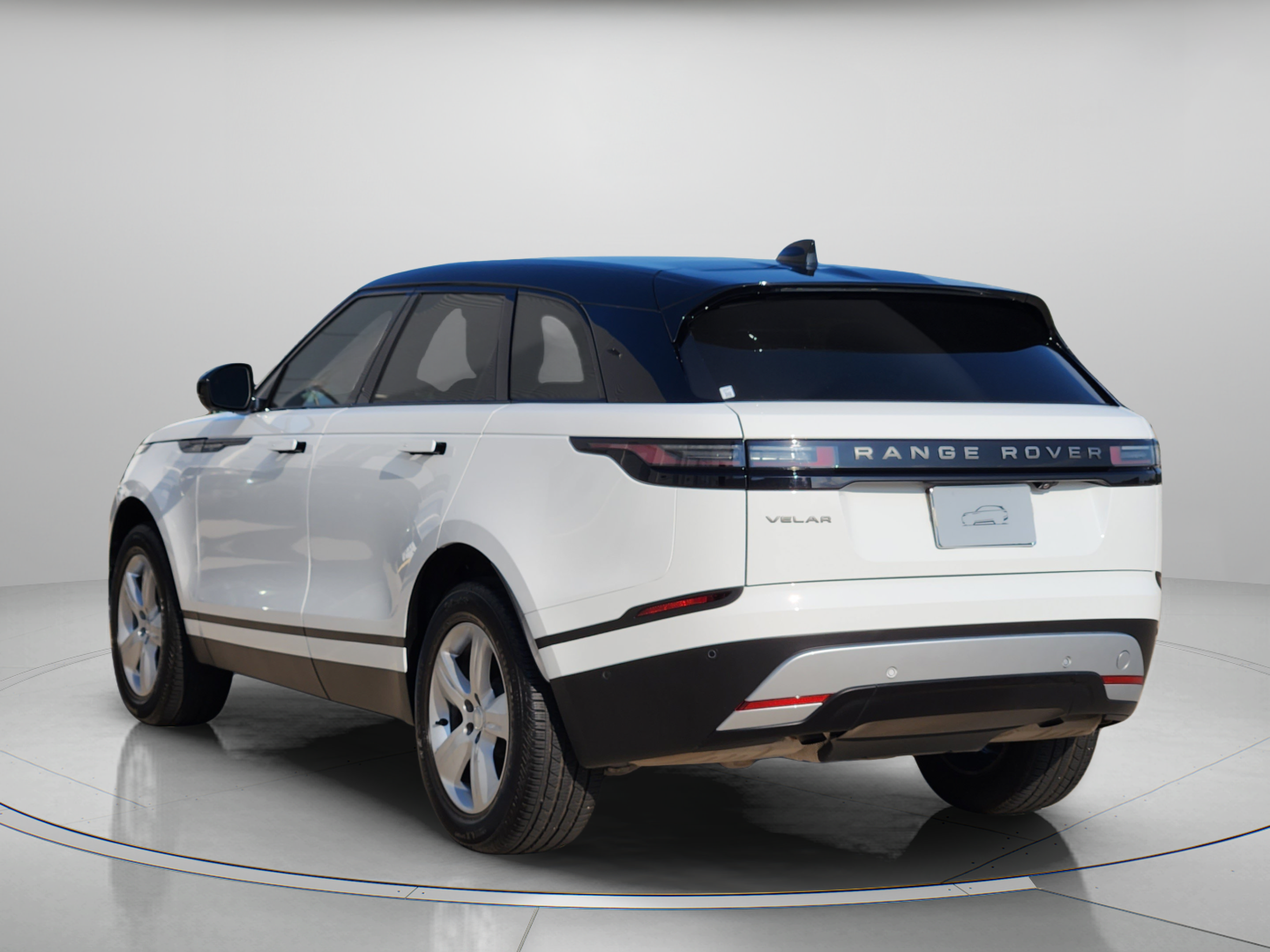 Certified 2026 Land Rover Range Rover Velar S AWD/4WD image 3