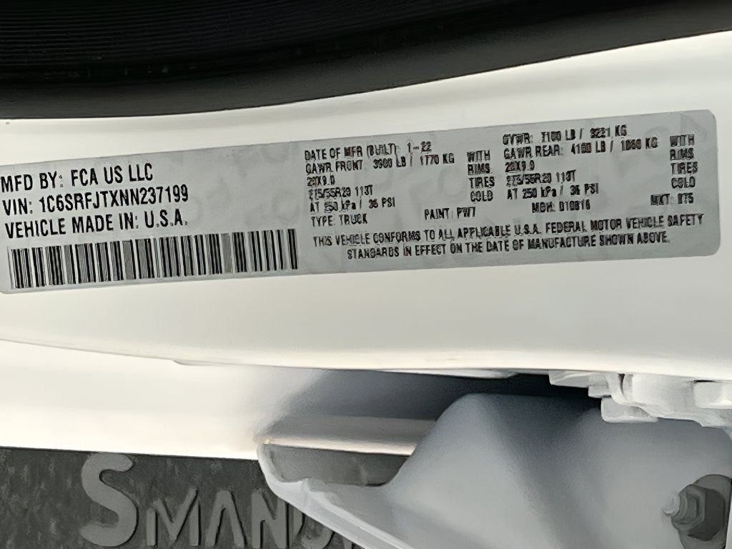 Used 2022 RAM 1500 Laramie AWD/4WD image 33