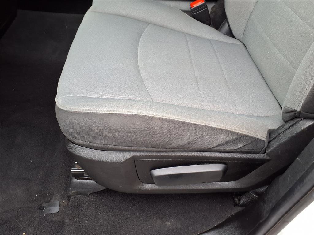 Used 2024 RAM 1500 Classic SLT AWD/4WD image 15