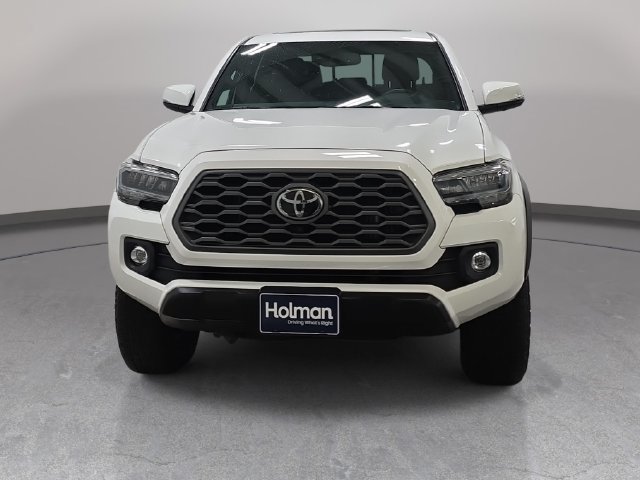 Used 2023 Toyota Tacoma TRD Off-Road w/ TRD Premium Off Road Package AWD/4WD image 2