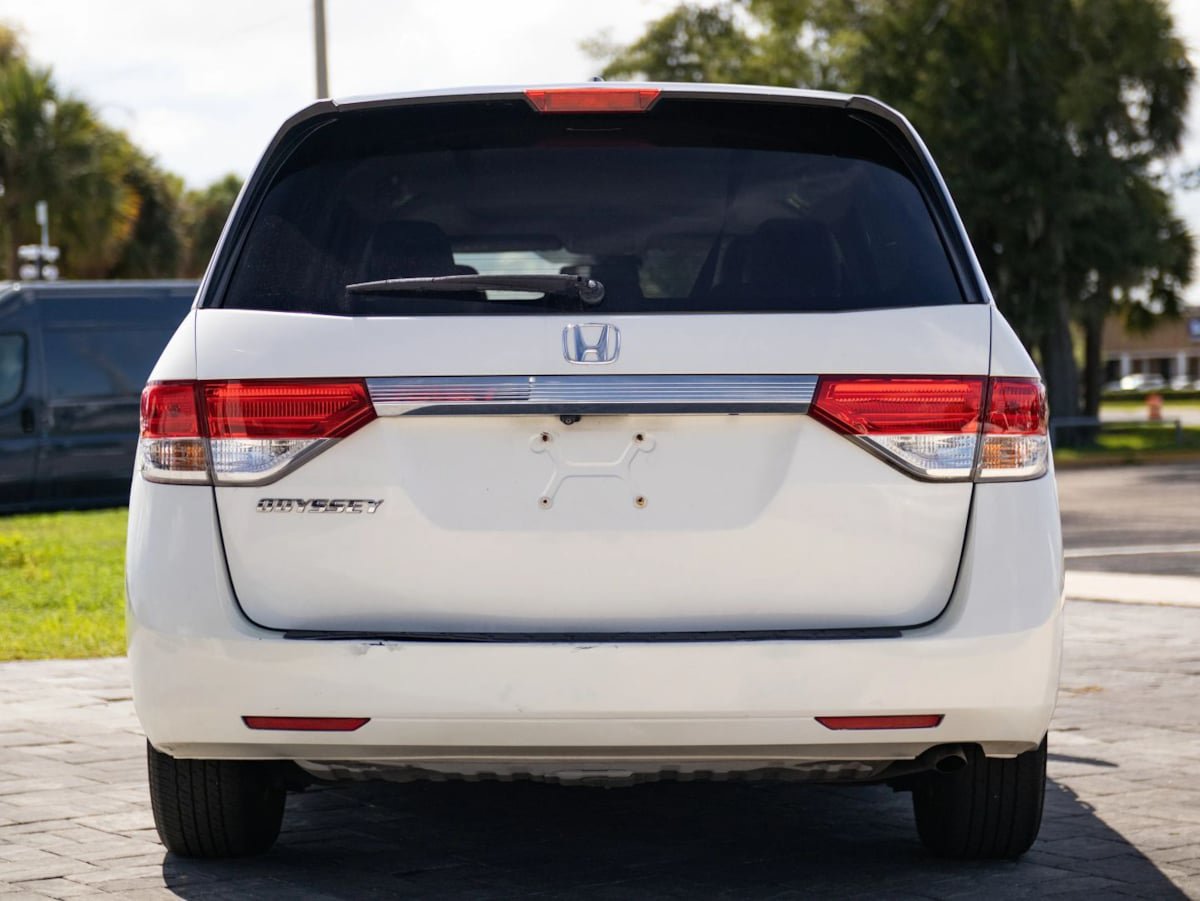 Used 2015 Honda Odyssey EX-L image 11